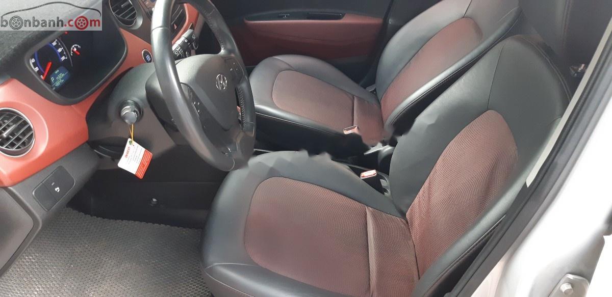 Hyundai Grand i10  1.2 AT 2015 - Bán Hyundai Grand i10 2015, màu bạc, nhập khẩu như mới, giá tốt