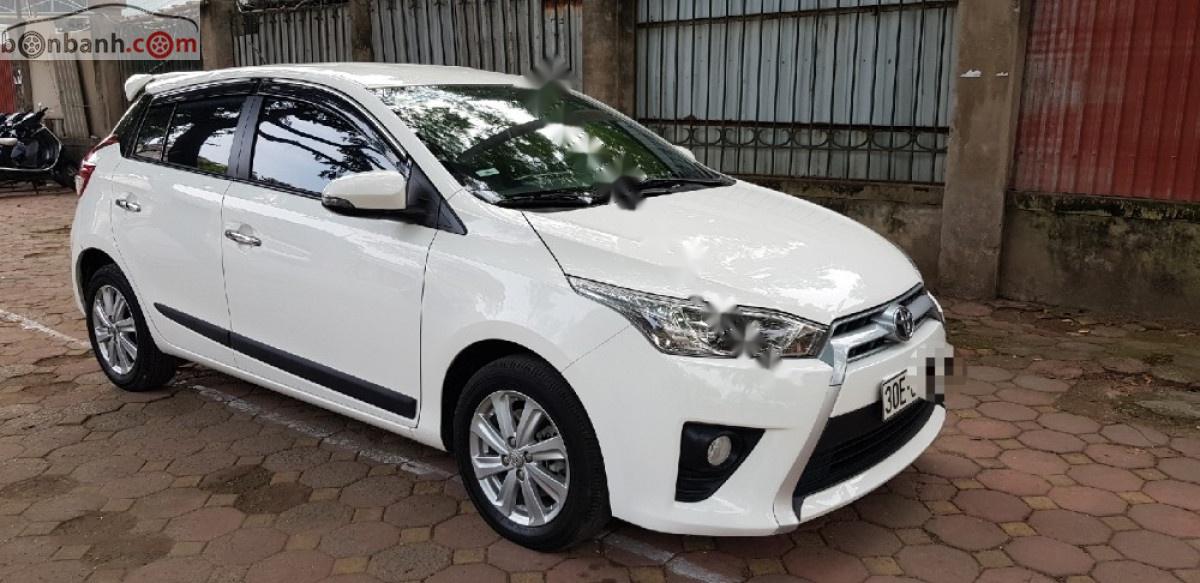 Toyota Yaris 1.5G 2017 - Cần bán gấp Toyota Yaris 1.5 G năm 2017, màu trắng, nhập khẩu, chính chủ, giá 598tr