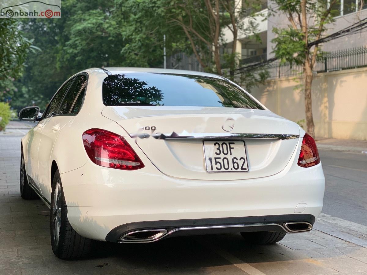 Mercedes-Benz C class C200 2017 - Cần bán Mercedes C200 đời 2017, màu trắng