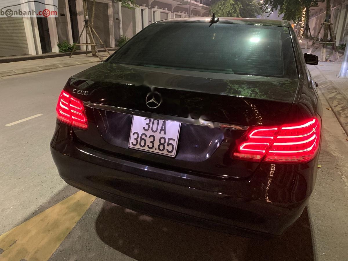 Mercedes-Benz E class Mercedes Benz E class E200 2014 - Bán Mercedes E200 đời 2014, màu đen