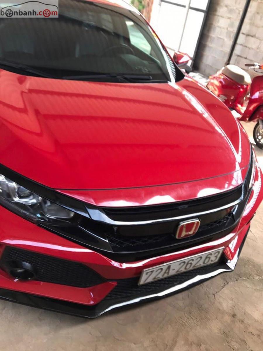 Honda Civic 2018 - Bán Honda Civic 1.8 sản xuất năm 2018, màu đỏ, giá chỉ 740 triệu