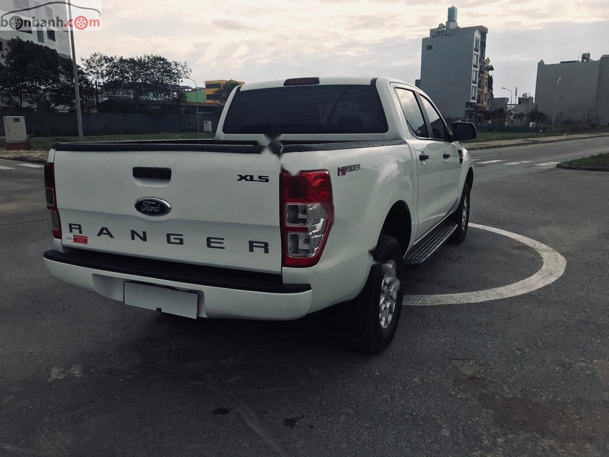 Ford Ranger 2016 - Cần bán xe Ford Ranger sản xuất 2016, màu trắng, nhập khẩu