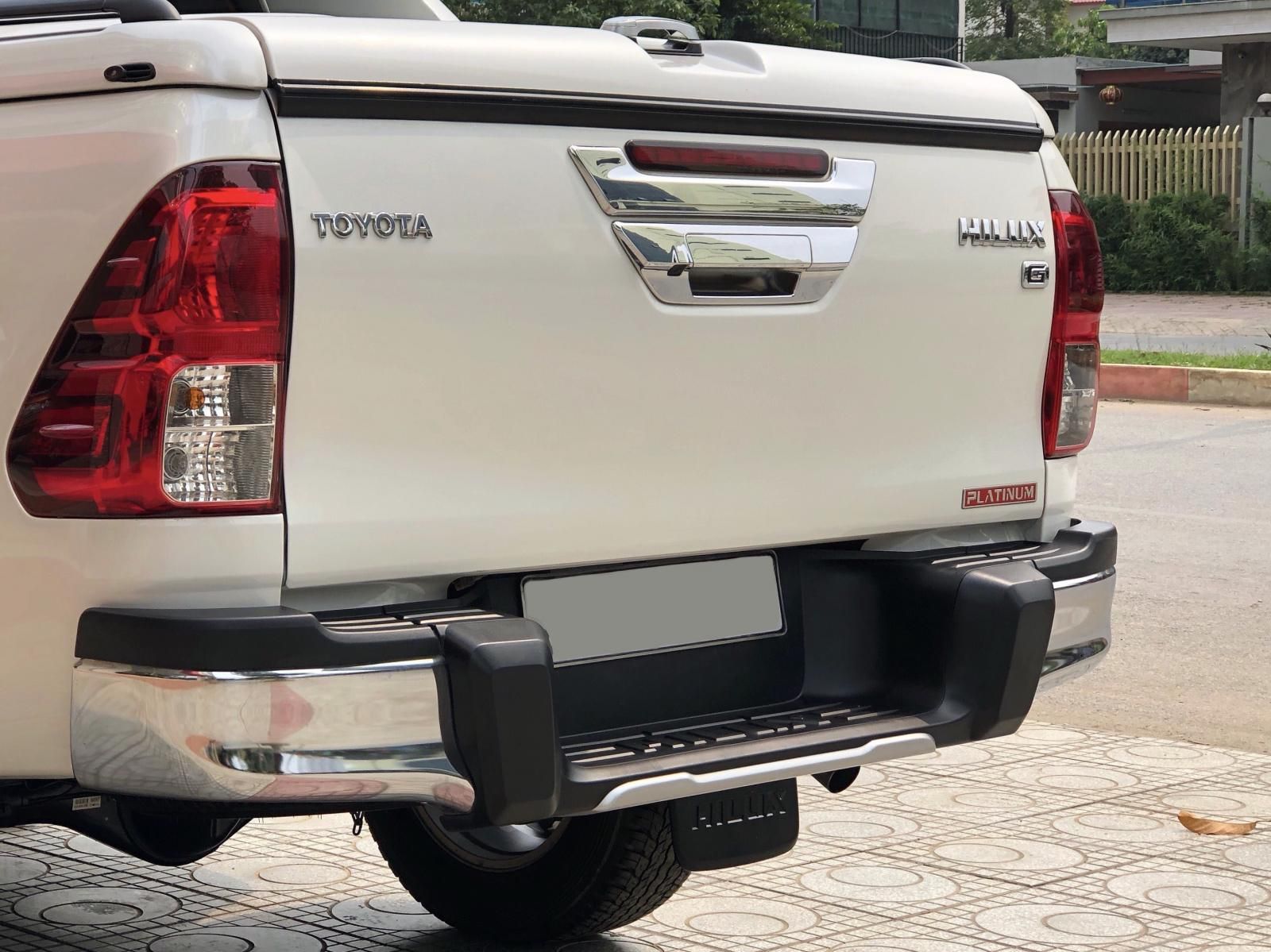 Toyota Hilux 2018 - Hilux 2.8G Platinum mới tinh chưa hết roda