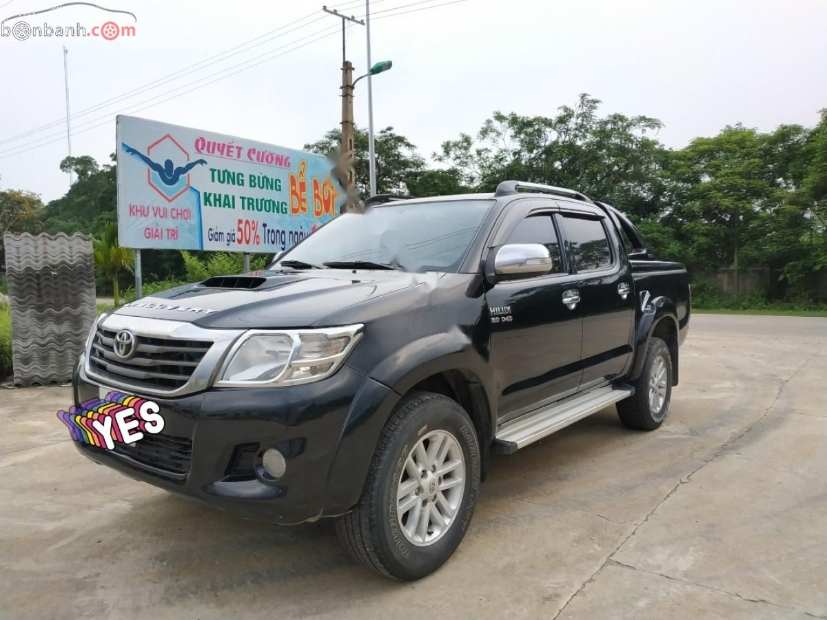 Toyota Hilux 2012 - Bán ô tô Toyota Hilux năm 2012, màu đen, nhập khẩu chính hãng