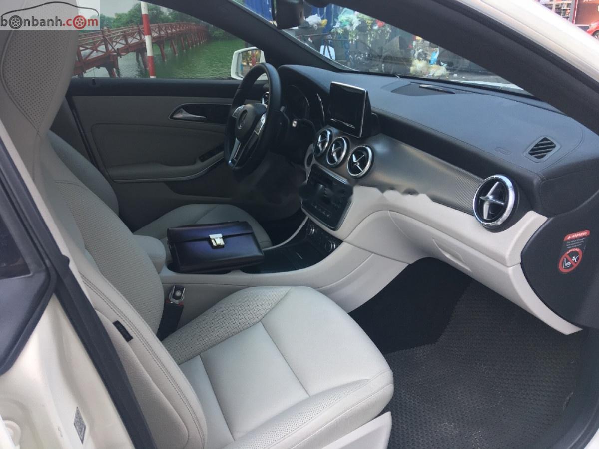 Mercedes-Benz CLA class   2014 - Bán Mercedes CLA250 năm sản xuất 2014, màu trắng, nhập khẩu 