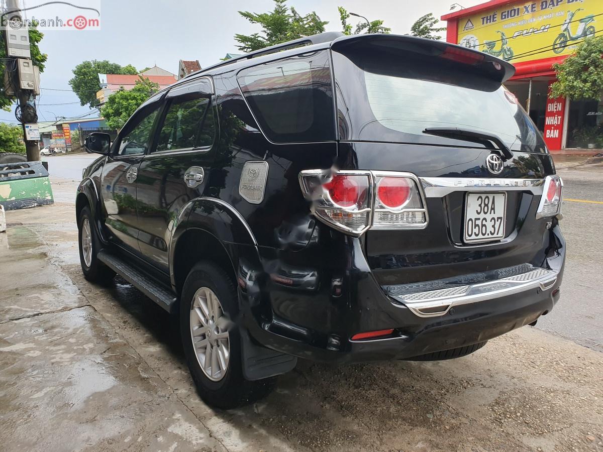 Toyota Fortuner G 2013 - Cần bán Toyota Fortuner G năm sản xuất 2013, màu đen