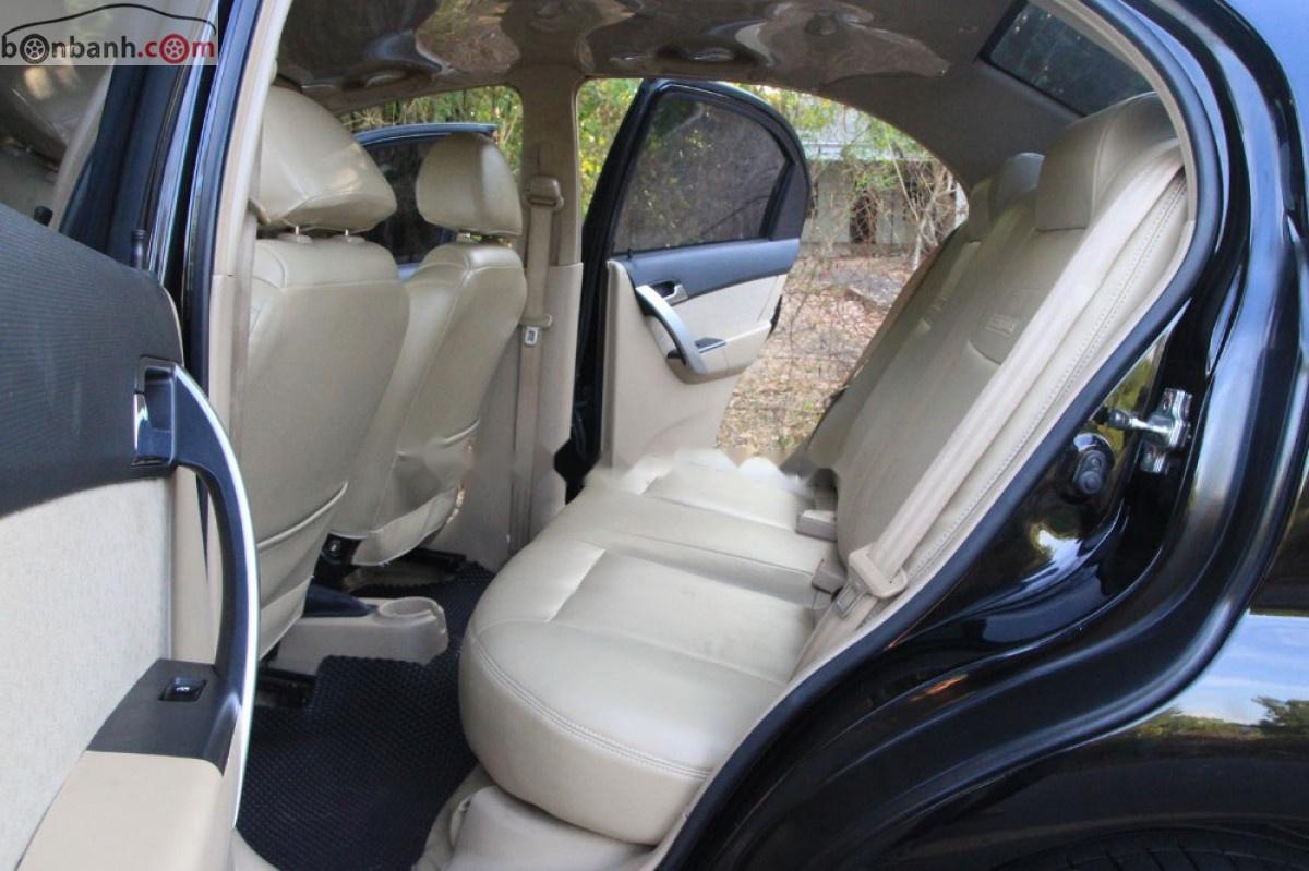 Chevrolet Aveo LTZ 2015 - Cần bán lại xe Chevrolet Aveo LTZ sản xuất năm 2015, màu đen