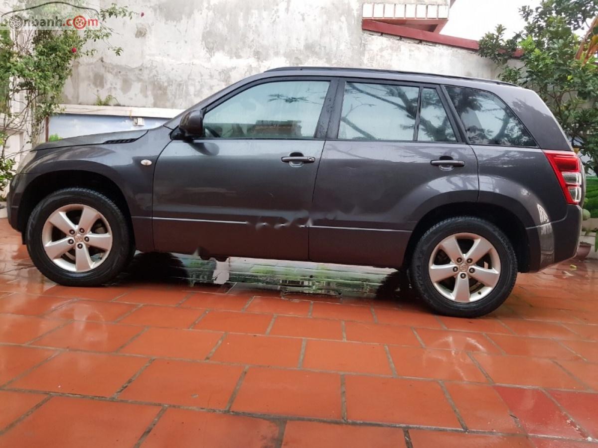 Suzuki Grand vitara 2011 - Bán Suzuki Grand Vitara đời 2011, màu xám, nhập khẩu xe gia đình