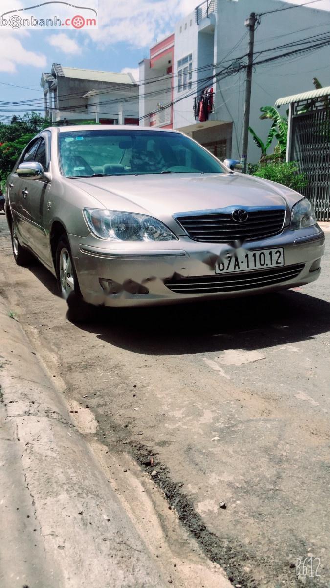 Toyota Camry 2.4G 2003 - Cần bán lại xe Toyota Camry 2.4G 2003, giá 345tr