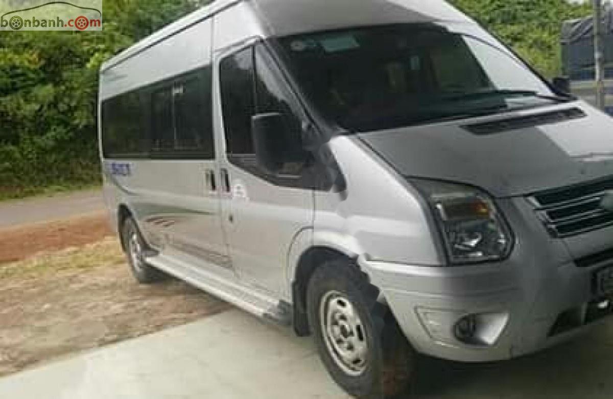 Ford Transit 2014 - Cần bán gấp Ford Transit năm 2014, màu bạc xe còn mới nguyên