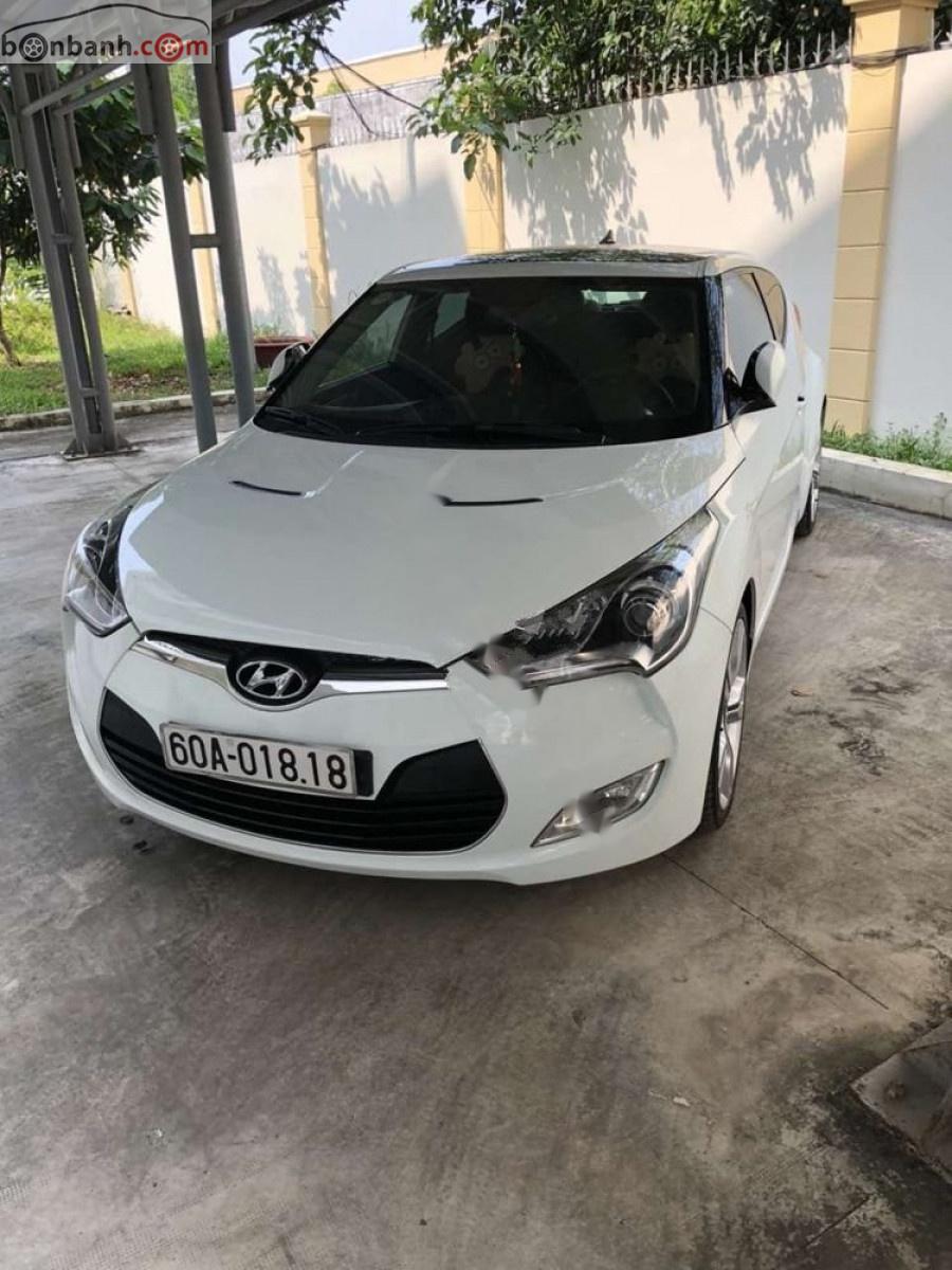 Hyundai Veloster 2011 - Bán xe Hyundai Veloster đời 2011, màu trắng, xe nhập chính hãng