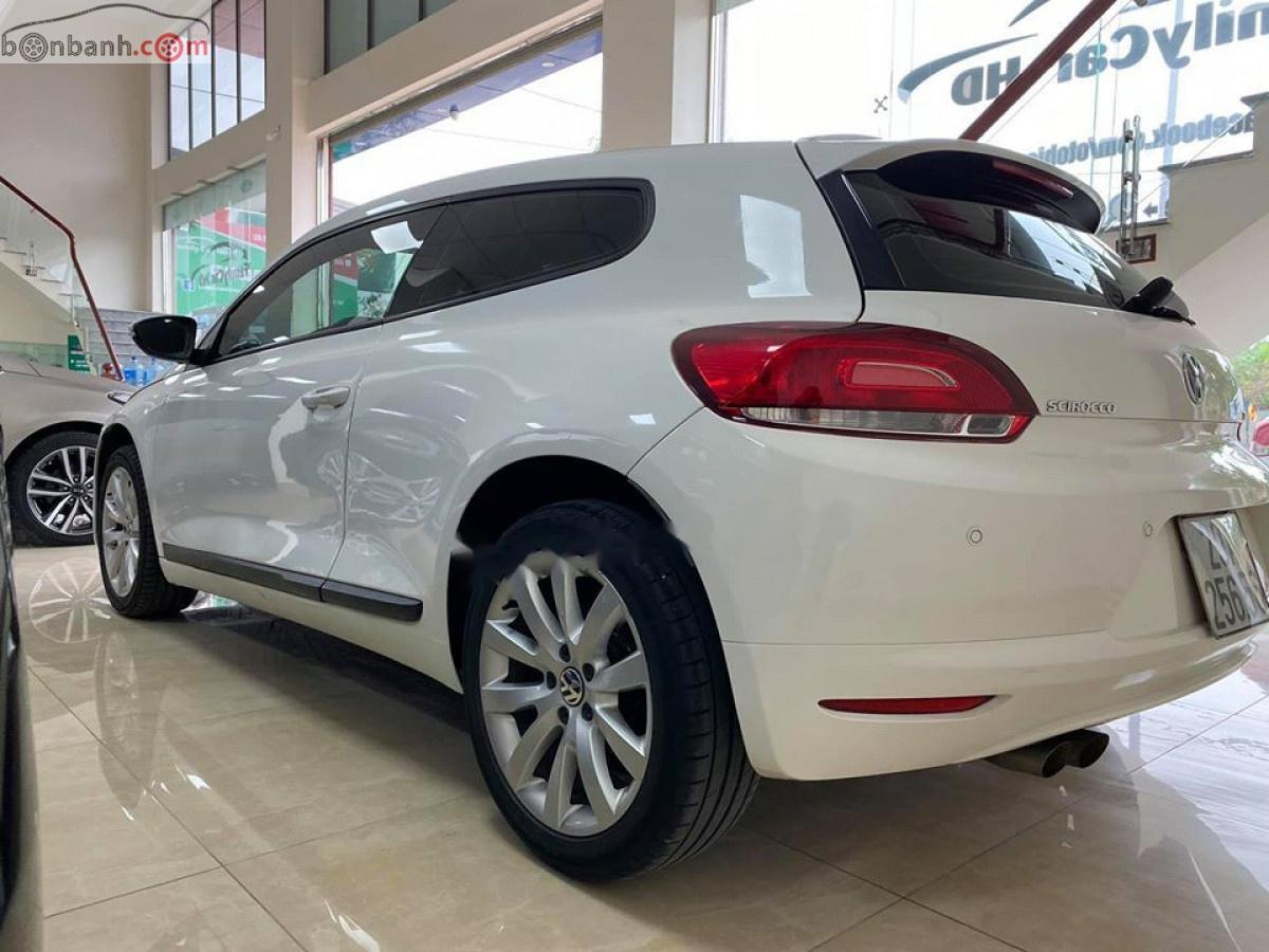 Volkswagen Scirocco 2010 - Bán xe Volkswagen Scirocco năm 2010, màu trắng, xe nhập chính hãng