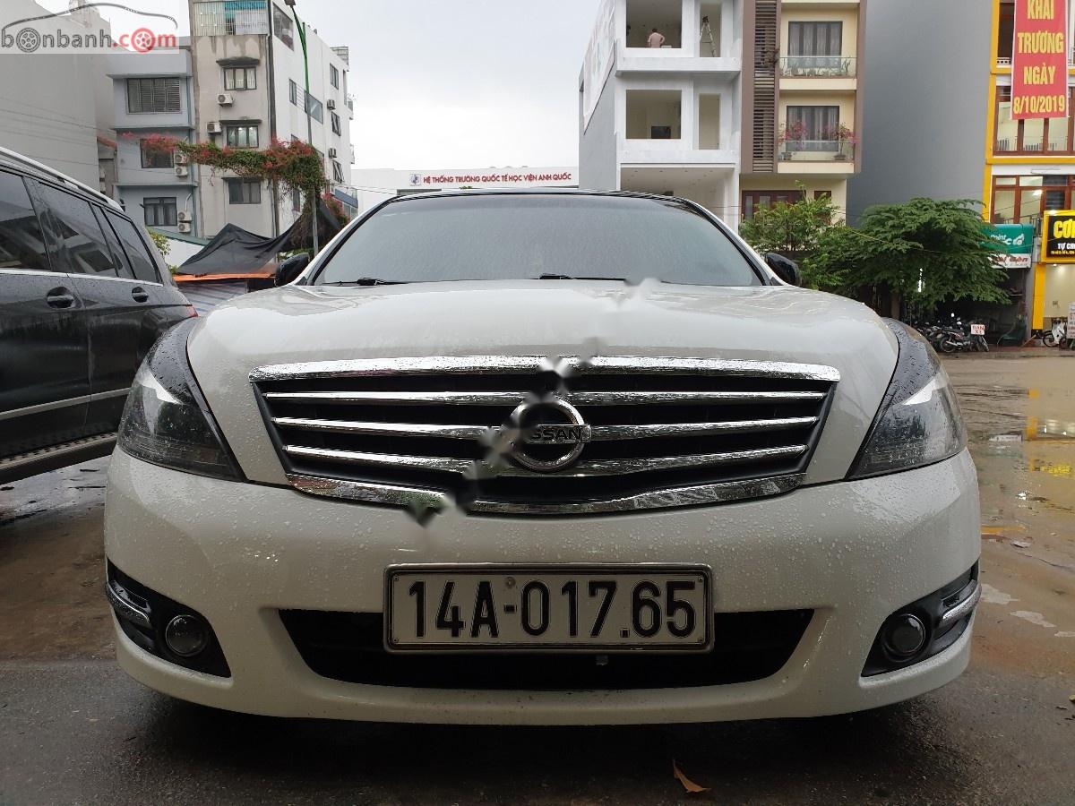 Nissan Teana 2011 - Bán Nissan Teana 2.0 AT sản xuất năm 2011, màu trắng, xe nhập