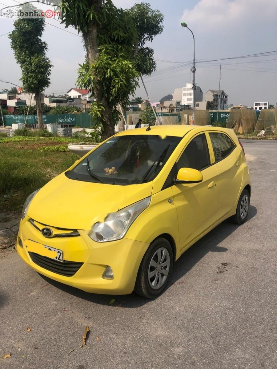 Hyundai Eon 2013 - Bán Hyundai Eon 0.8 MT 2013, màu vàng, nhập khẩu, 155tr