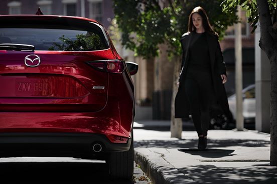 Mazda CX 5 2.0 Premium 2019 - Cần bán Mazda CX 5 2.0 Premium sản xuất năm 2019, màu đỏ, giá 899tr