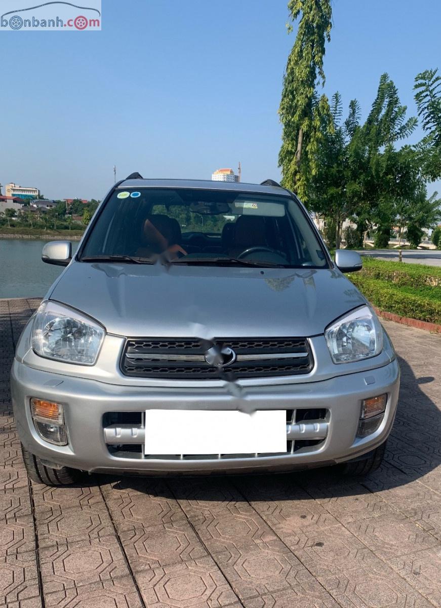 Toyota RAV4 2002 - Cần bán Toyota RAV4 đời 2002, màu bạc, nhập khẩu nguyên chiếc chính hãng