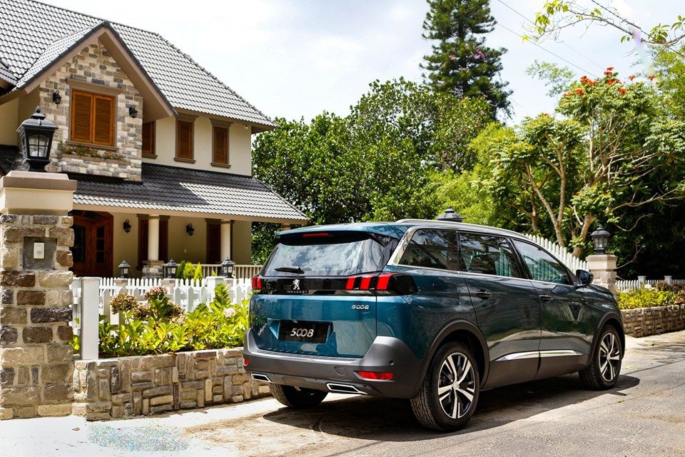 Peugeot 3008 2019 - Ưu đãi cực khủng nhân dịp cuối năm, Peugeot 3008 năm 2019, màu xanh lam