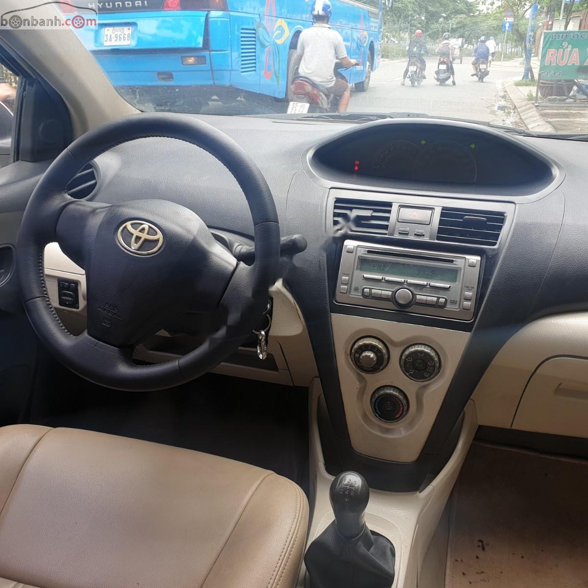 Toyota Vios 2010 - Cần bán lại xe Toyota Vios E 2010, màu bạc