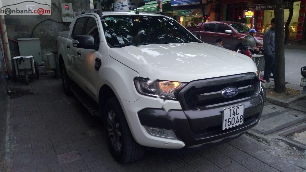 Ford Ranger 2015 - Bán Ford Ranger Wildtrak 3.2L 4x4 AT năm 2015, màu trắng, xe nhập chính hãng