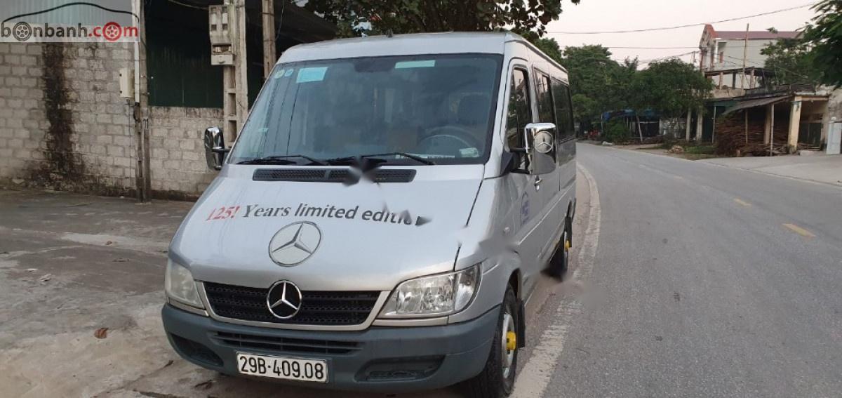 Mercedes-Benz Sprinter 2.2 2010 - Cần bán Mercedes 2.2 sản xuất năm 2010, màu bạc