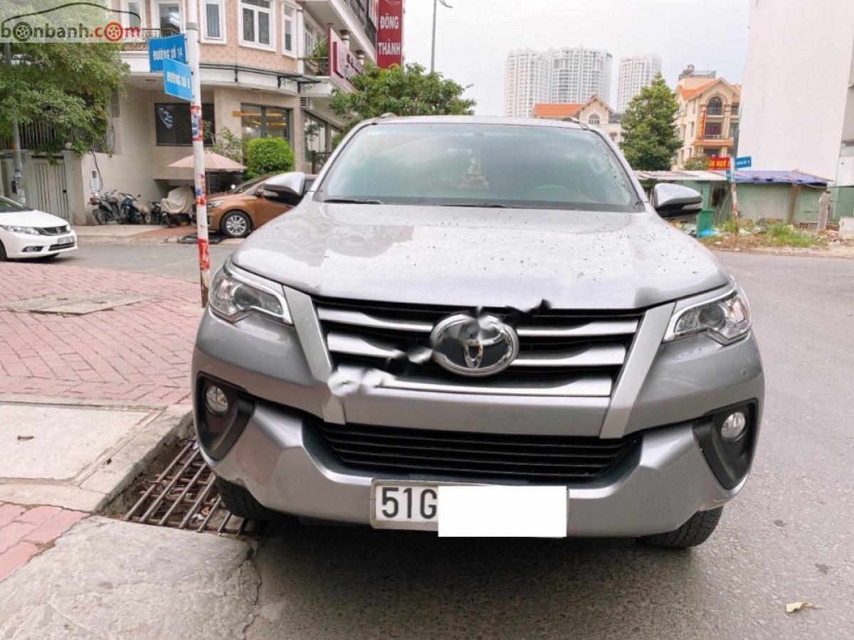 Toyota Fortuner 2018 - Bán ô tô Toyota Fortuner G 2018, màu bạc, xe nhập