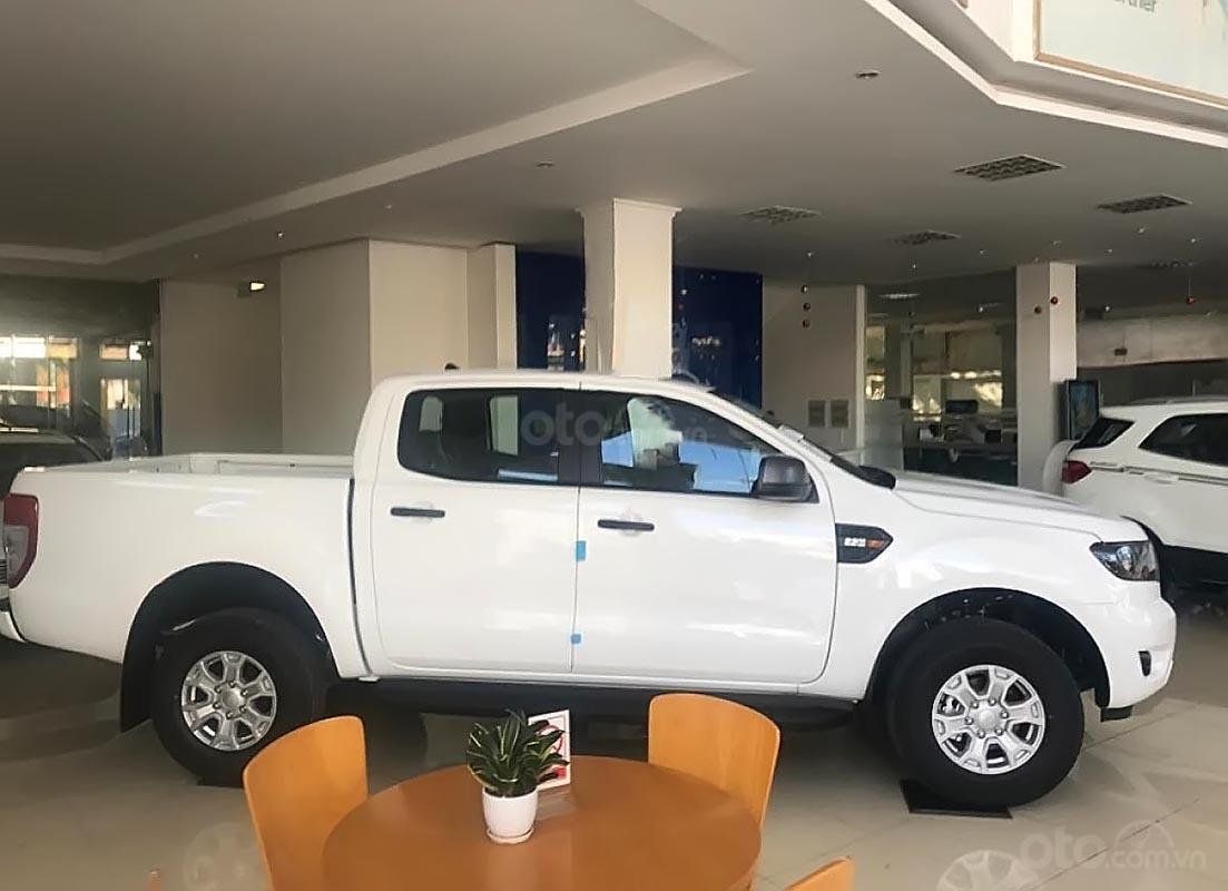 Ford Ranger XLT AT 2019 - Tậu ngay xế mới - Vi vu chơi Tết, Ford Ranger XLT đời 2019, màu trắng, số tự động