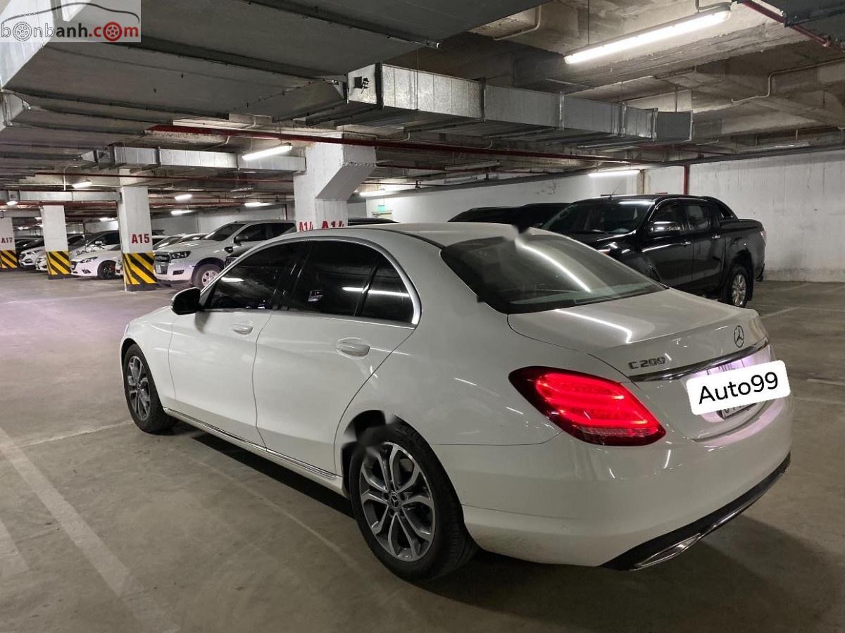 Mercedes-Benz C class  C200 2018 - Cần bán Mercedes C200 sản xuất năm 2018, màu trắng, xe nhập