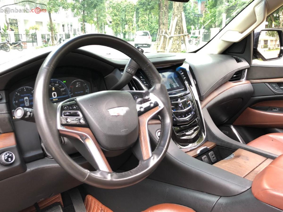 Cadillac Escalade ESV Premium 2015 - Cần bán gấp Cadillac Escalade ESV năm 2015, màu đen, xe nhập như mới