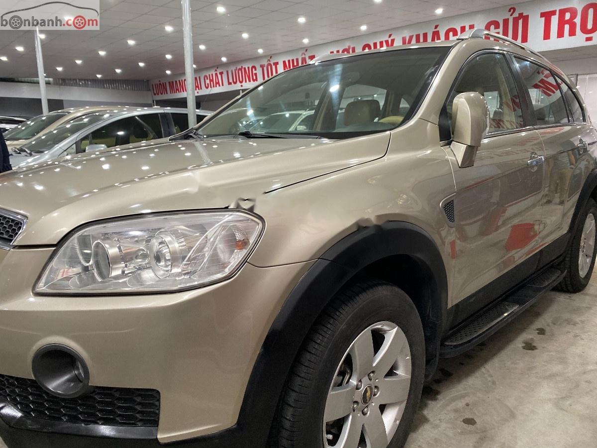 Chevrolet Captiva 2009 - Cần bán Chevrolet Captiva sản xuất 2009, màu vàng, giá 408tr xe máy chạy khỏe