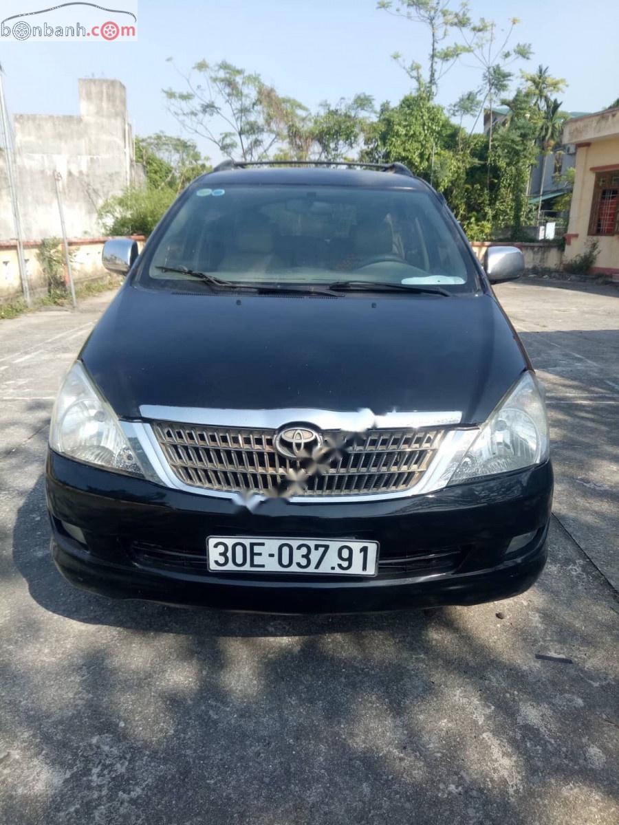 Toyota Innova 2.0 MT 2006 - Bán gấp Toyota Innova sản xuất năm 2006, màu đen, xe nhập, chính chủ  