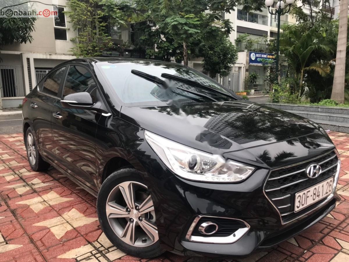 Hyundai Accent 2019 - Bán Hyundai Accent sản xuất năm 2019, màu đen xe còn mới nguyên