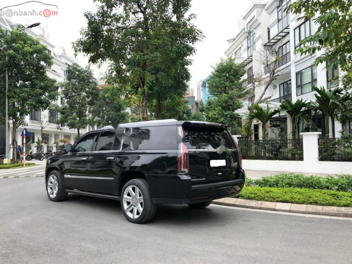 Cadillac Escalade ESV Premium 2015 - Cần bán gấp Cadillac Escalade ESV năm 2015, màu đen, xe nhập như mới