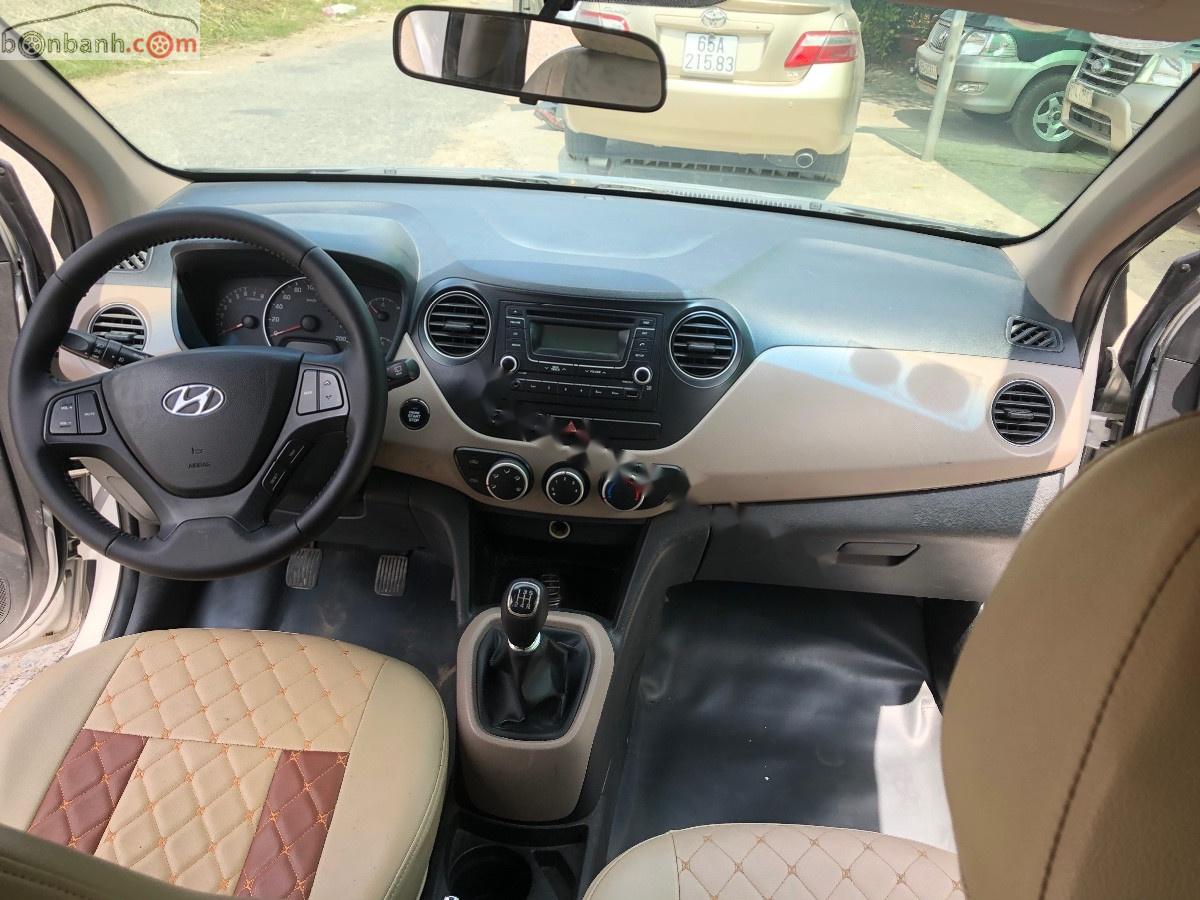 Hyundai Grand i10 2015 - Bán Hyundai Grand i10 đời 2015, màu bạc, nhập khẩu chính hãng