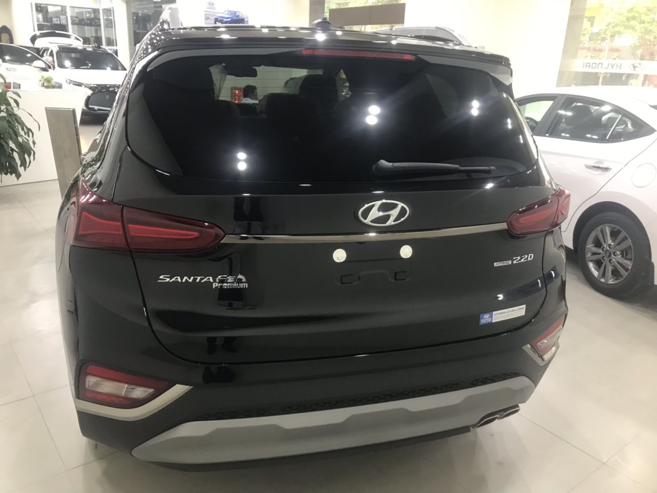 Hyundai Santa Fe Premium   2019 - Hyundai Lê Văn Lương - Hỗ trợ trả góp lãi suất thấp khi mua xe Hyundai Santa Fe Premium đời 2019, màu đen
