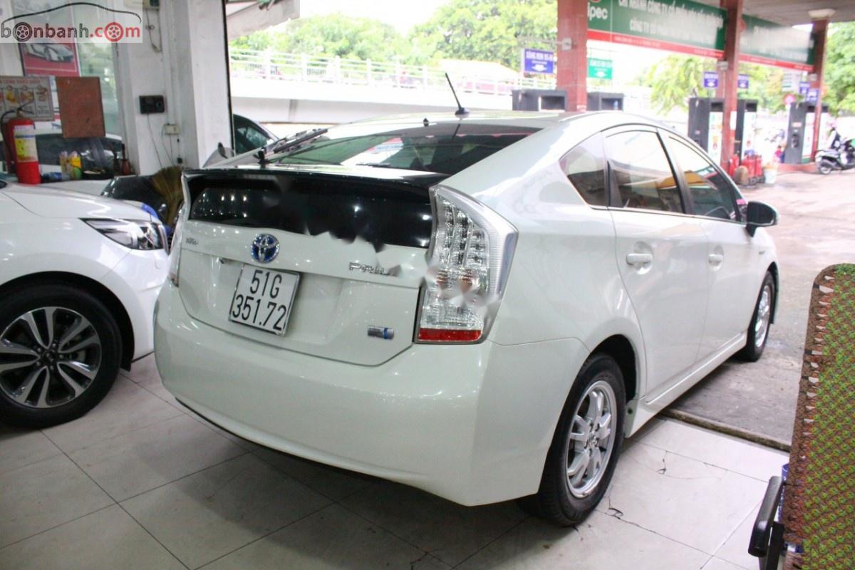 Toyota Prius   2010 - Bán Toyota Prius 1.5 AT năm 2010, màu trắng, nhập khẩu, giá 980tr