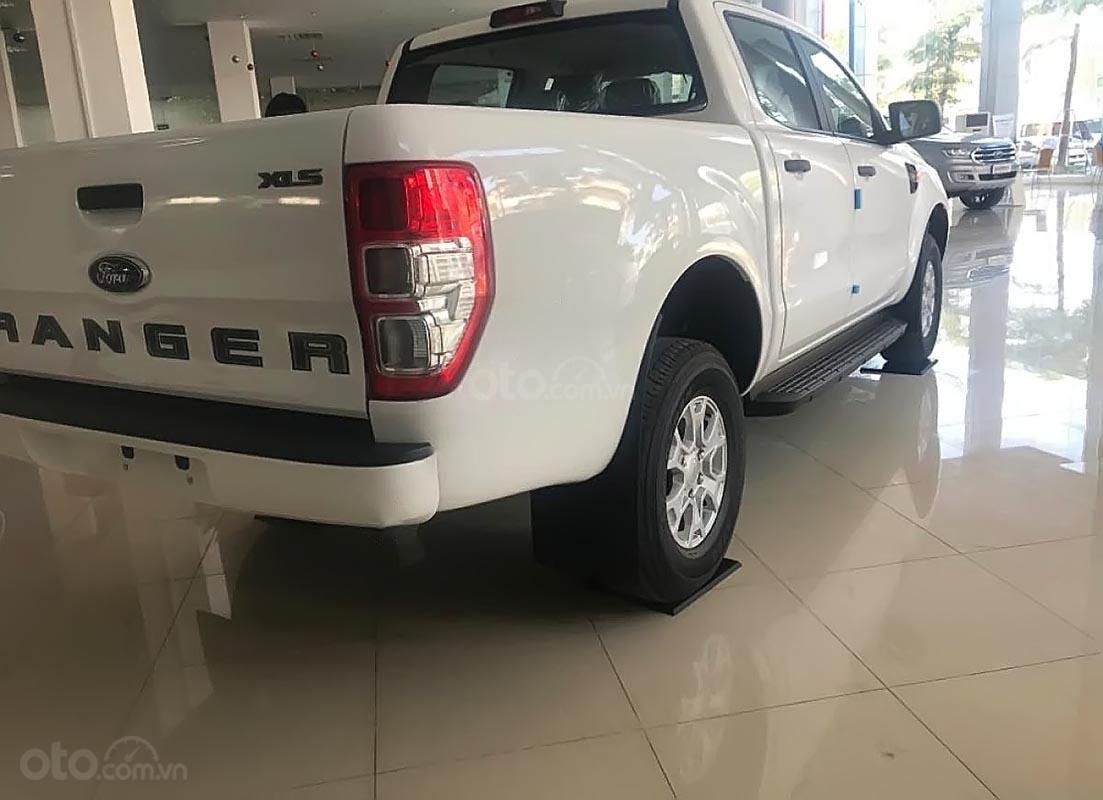 Ford Ranger XLT AT 2019 - Tậu ngay xế mới - Vi vu chơi Tết, Ford Ranger XLT đời 2019, màu trắng, số tự động