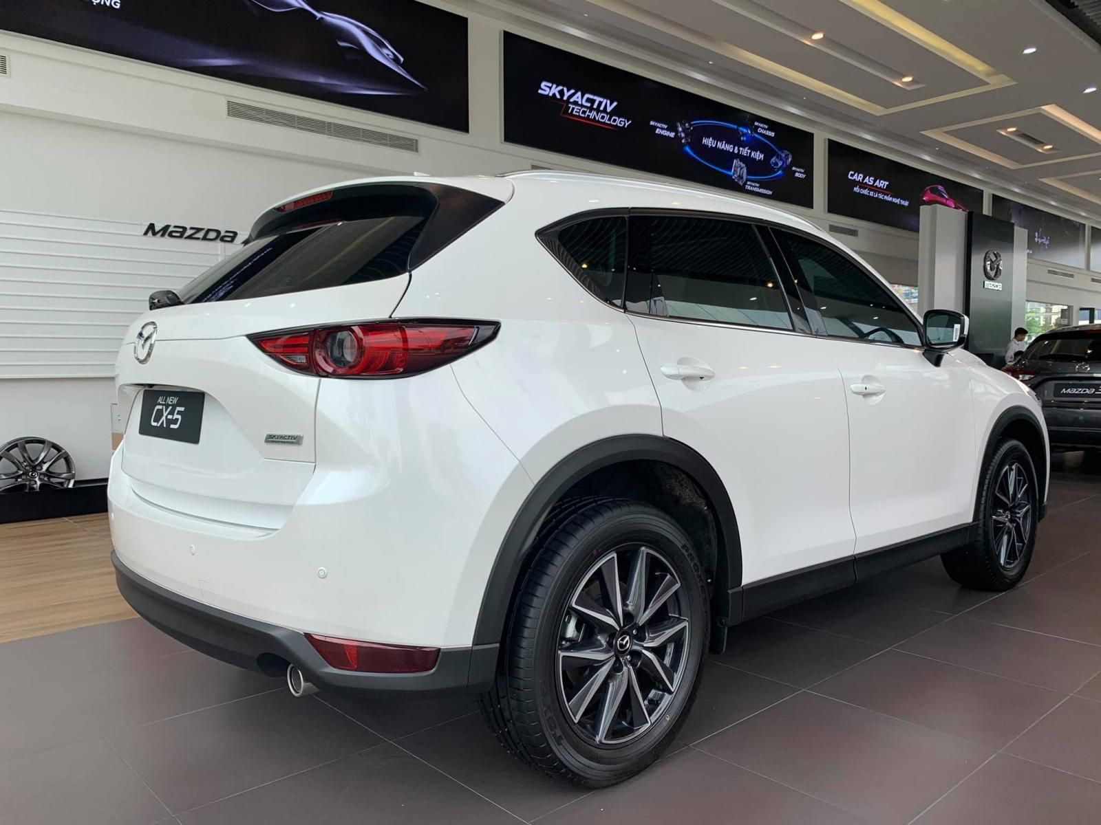 Mazda CX 5 2019 - Mazda Bình Tân bán xe chính hãng  Mazda CX5 Deluxe 2.0AT năm sản xuất 2019, màu trắng - Có sẵn xe - Giao nhanh toàn quốc