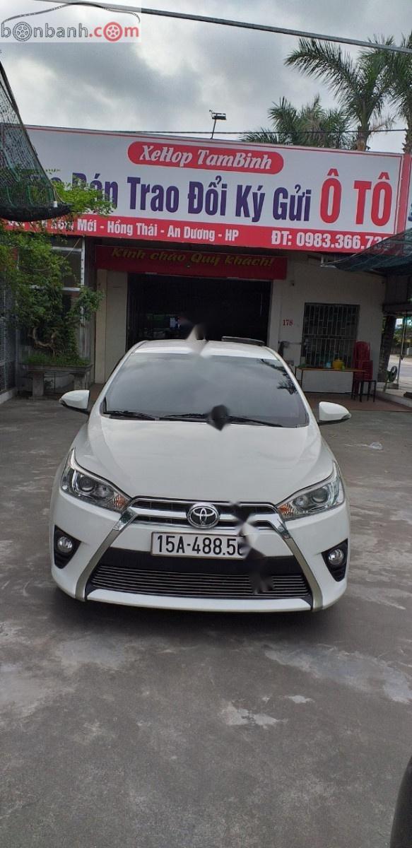 Toyota Yaris 2017 - Cần bán lại xe Toyota Yaris năm 2017, màu trắng, nhập khẩu, 595 triệu