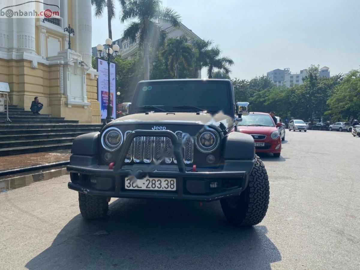 Jeep Wrangler   2015 - Bán Jeep Wrangler Unlimited Sport 3.6 AT sản xuất 2015, màu đen, xe nhập