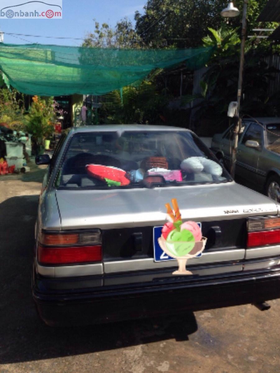 Toyota Corolla   1990 - Bán nhanh xe Toyota Corolla năm 1990, màu bạc, xe nhập