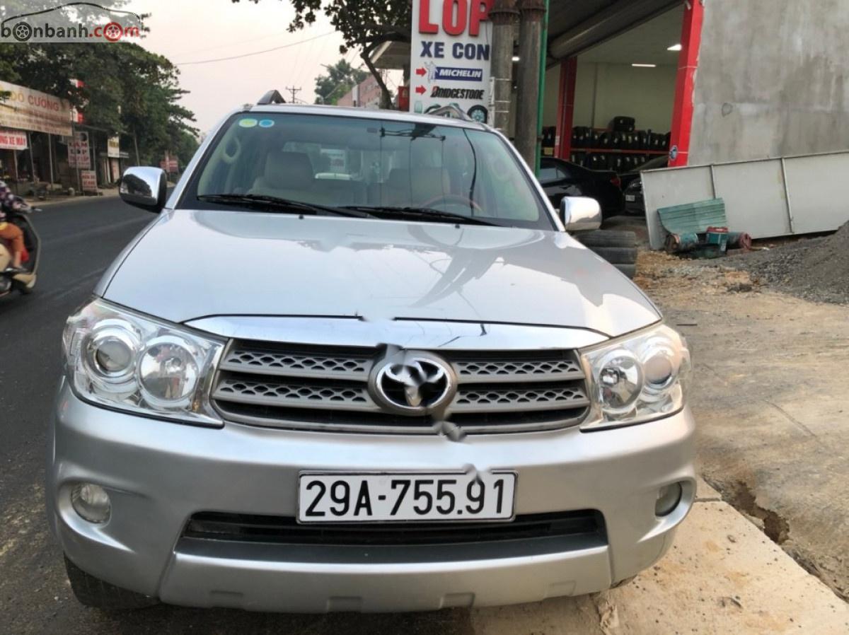 Toyota Fortuner   2009 - Bán Toyota Fortuner 2.5G năm 2009, màu bạc như mới, 525tr