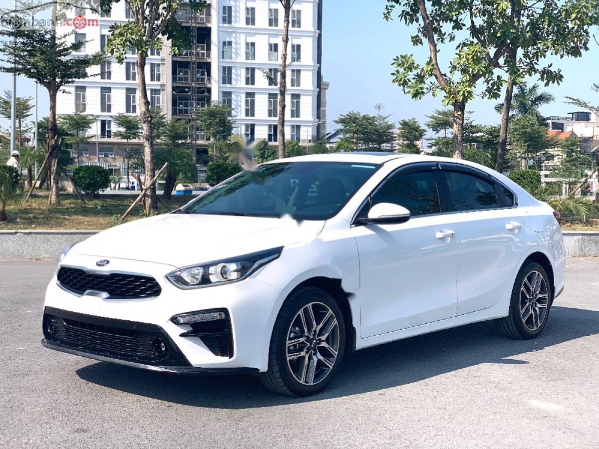 Kia Cerato 2019 - Bán xe Kia Cerato 1.6AT đời 2019, màu trắng như mới