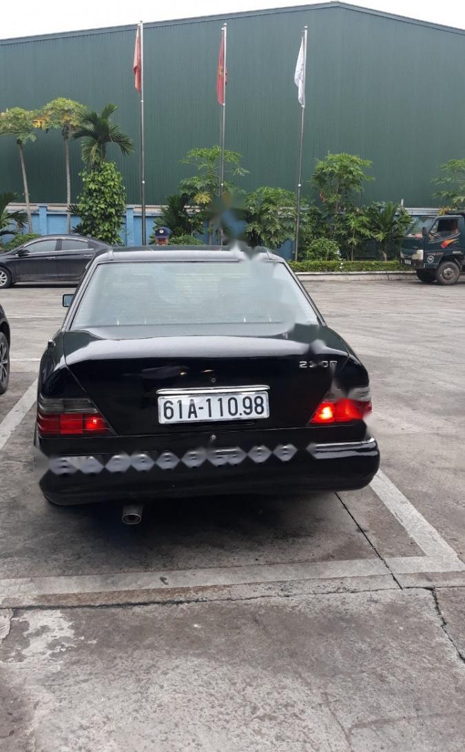 Mercedes-Benz E class 1990 - Bán xe Mercedes E230 đời 1990, màu đen, xe nhập số sàn