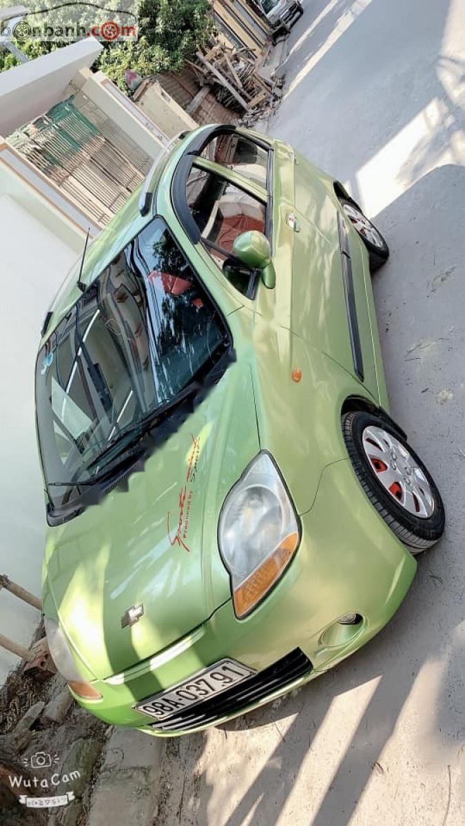 Chevrolet Spark 2009 - Cần bán xe Chevrolet Spark năm sản xuất 2009, màu xanh lục xe còn mới lắm