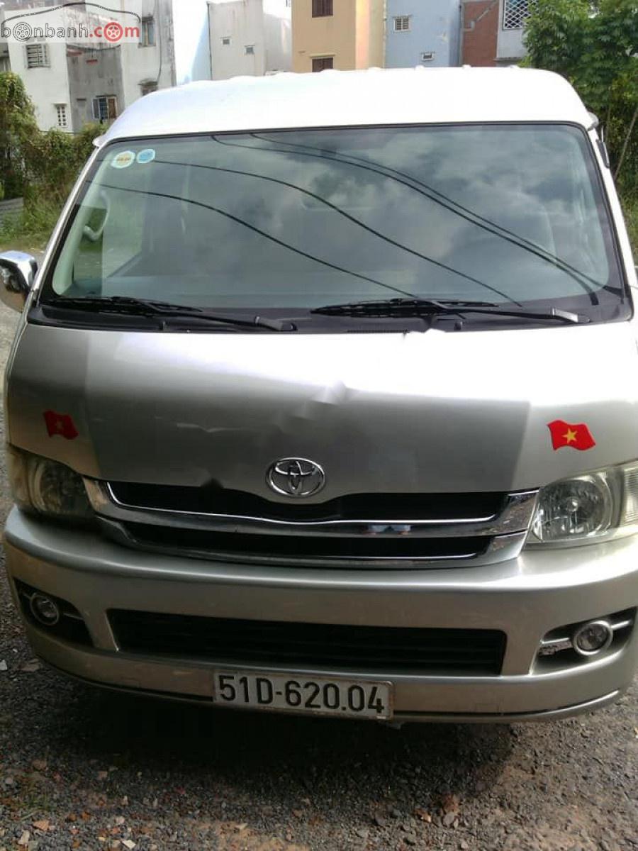 Toyota Hiace   2005 - Bán Toyota Hiace 2.7 sản xuất năm 2005, màu bạc, chính chủ