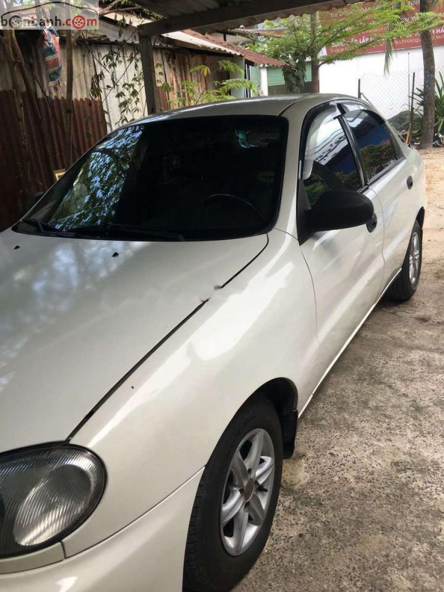 Daewoo Lanos   2003 - Cần bán Daewoo Lanos SX sản xuất 2003, màu trắng, giá 92tr