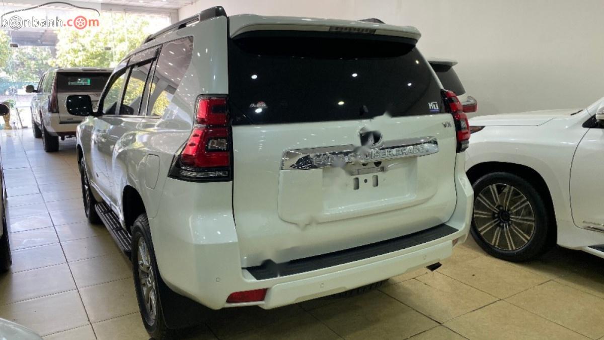 Toyota Prado VX 2019 - Bán Toyota Prado VX năm 2019, màu trắng, xe nhập như mới