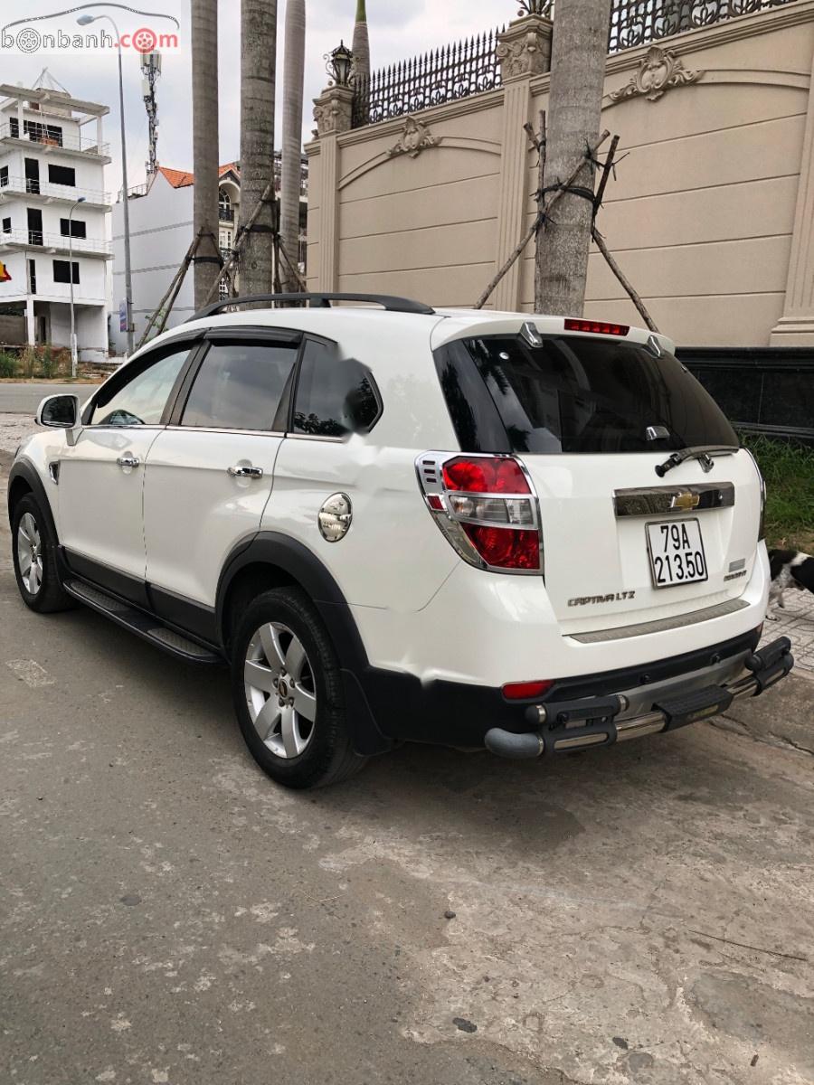 Chevrolet Captiva Ltz 2009 - Cần bán xe Chevrolet Captiva Ltz sản xuất 2009, màu trắng