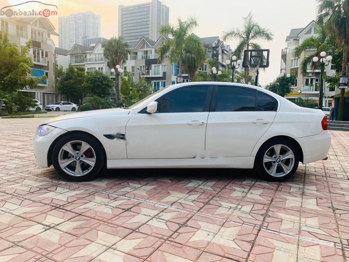 BMW 3 Series 2009 - Cần bán lại xe BMW 3 Series đời 2009, màu trắng, xe nhập chính hãng