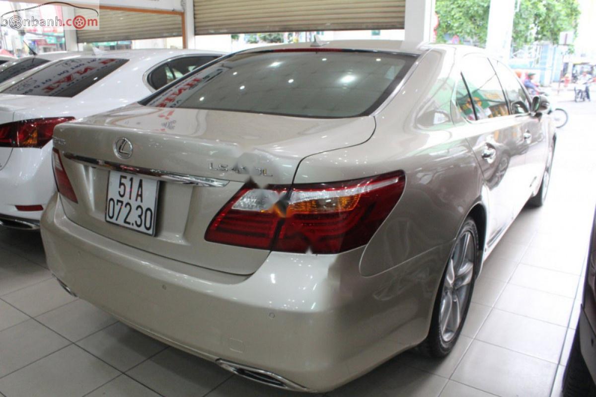 Lexus LS 2010 - Cần bán xe Lexus LS 2010, màu bạc, xe nhập chính hãng